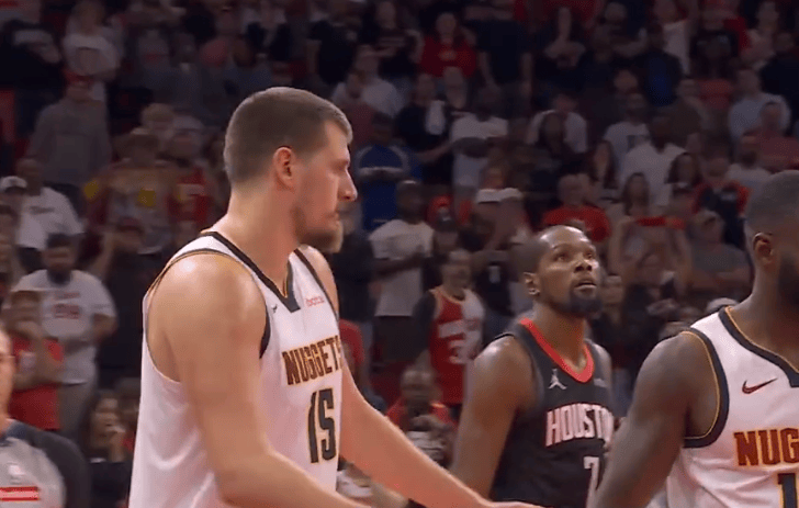 里昂发布备战花絮；冲刺阶段手感冰凉；NBA常规赛任务艰巨；临场指挥获称赞 -麻将胡了